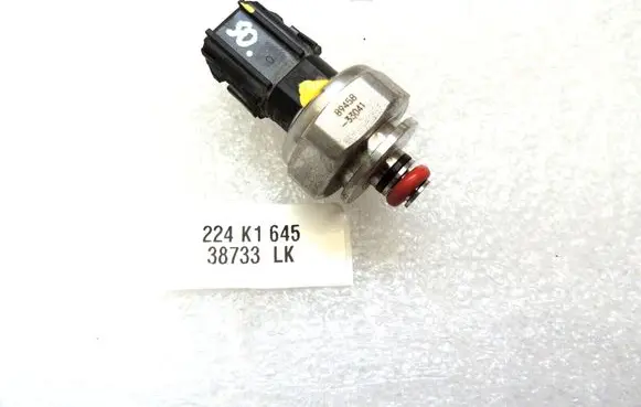 Toyota Yaris XP210 Fuel pressure sensor 8945833041