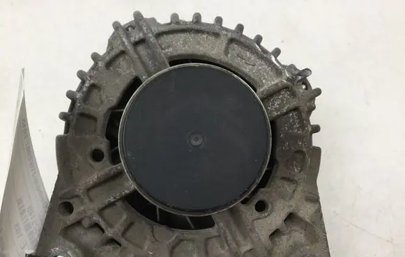 Nissan Qashqai Generator/alternator 0124525140