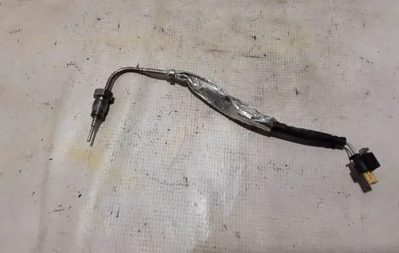 Exhaust gas temperature sensor