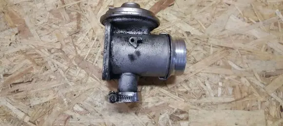 BMW 5 E60 E61 EGR valve 72826402 7789999