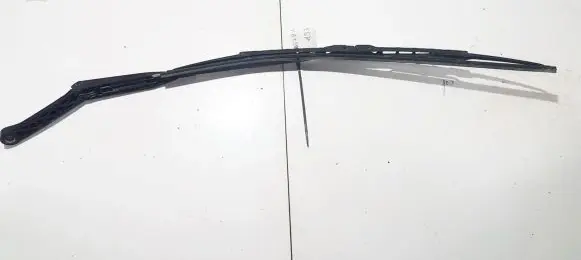 Front wiper blade arm