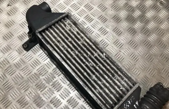 Ford Focus Intercooler radiator xs4q6n650ac