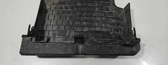 Renault Megane III Battery box tray cover/lid T06009A153