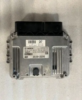 Hyundai Tucson TL Engine control unit/module 391992B209