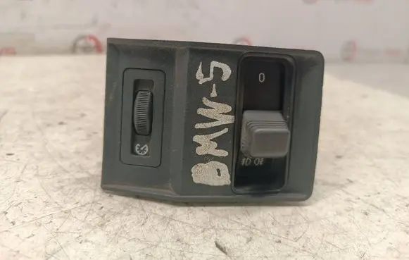 BMW 5 E34 Light switch 8351239 549337011 E3604B