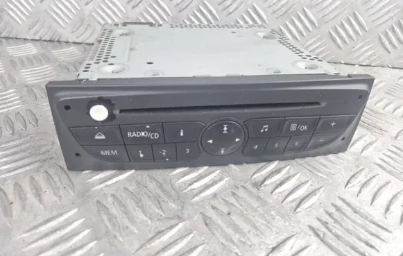 Renault Clio III Radio/CD/DVD/GPS head unit 281150038R CX90030166