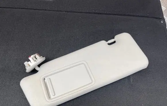 Toyota Prius (XW30) Sun visor