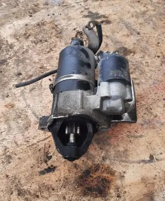 Volkswagen PASSAT B5.5 Starter motor