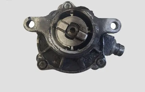 Renault Trafic II (X83) Vacuum pump 8200797164
