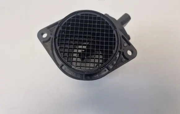 Volkswagen PASSAT B5 Mass air flow meter 0281002216
