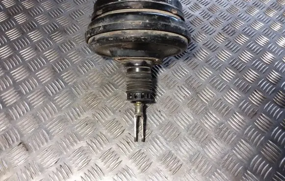 Audi A8 S8 D2 4D Brake booster 4D0612105F