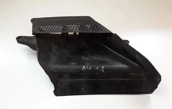 Audi A4 S4 B8 8K Air intake duct part 8K0129618