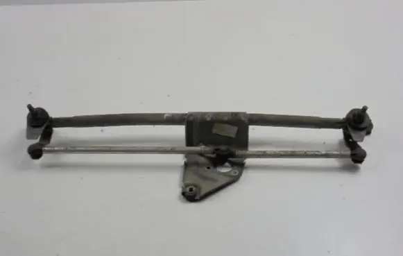 Opel Astra F Front wiper linkage 22084735