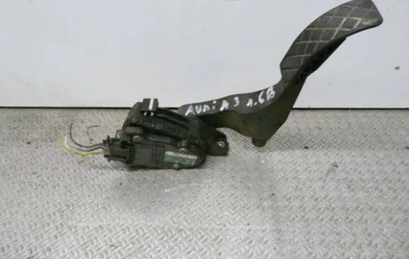 Audi A3 S3 8L Accelerator throttle pedal 1J1721503B