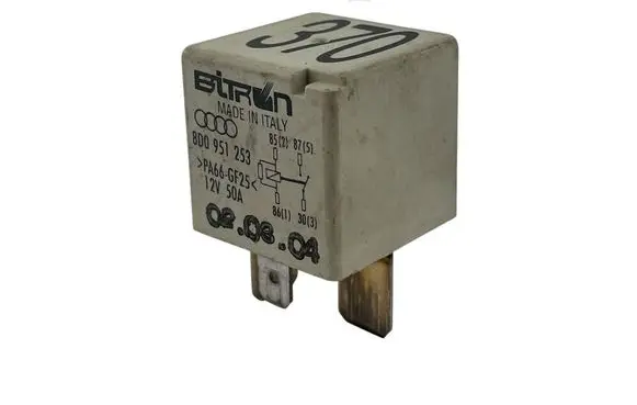 Audi A6 S6 C5 4B Other relay 8D0951253