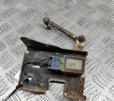 Maserati Ghibli Rear air suspension level height sensor 89089884