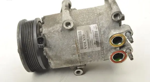 Volvo V60 Air conditioning (A/C) compressor (pump) 31332616