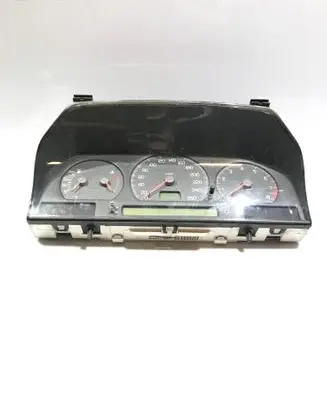 Volvo S70 V70 V70 XC Speedometer (instrument cluster) 9451530