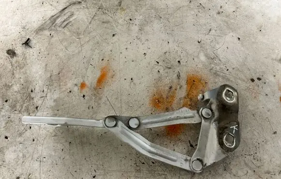 Ford Transit Custom Engine bonnet/hood hinges BK2116801AB