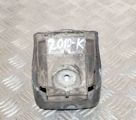 Mercedes-Benz Sprinter W906 Engine mount bracket