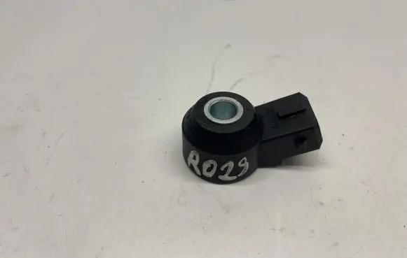 Dodge RAM 1500 DS Detonation knock sensor 05033316AB