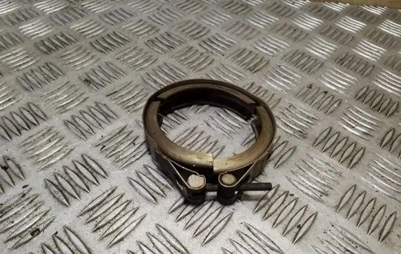 Volvo V40 Muffler pipe connector clamp 31293467