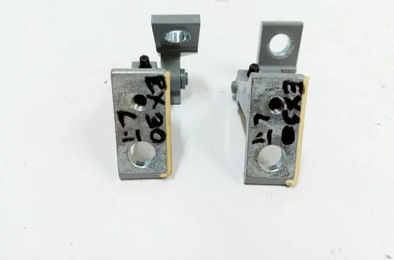 Rear door hinge set