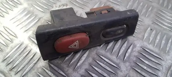 Renault Laguna I Hazard light switch 7700822866
