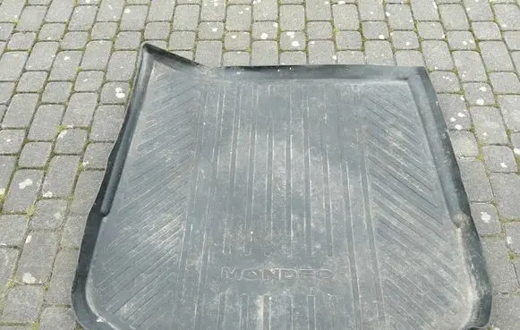 Ford Mondeo MK IV Rubber trunk/boot mat liner AM7S7JN45456AA