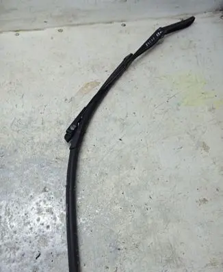 Ford Focus Front wiper blade arm