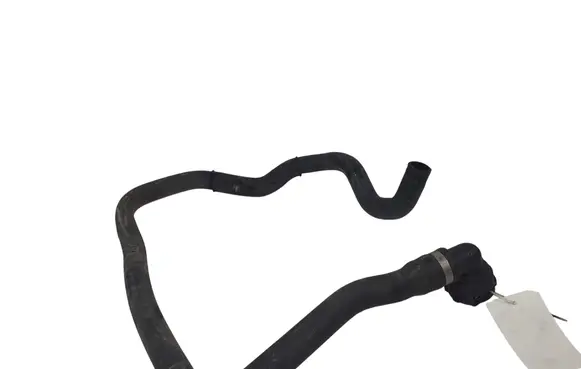 Volvo V40 Engine coolant pipe/hose