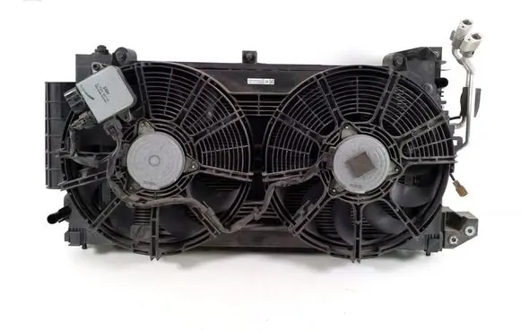 Nissan Leaf II (ZE1) Coolant radiator 214105SH0A