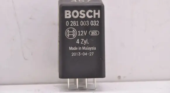 Audi A4 S4 B8 8K Other relay 0281003032