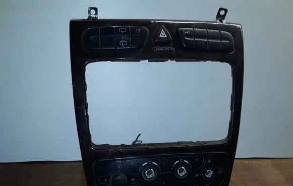 Mercedes-Benz C AMG W203 Climate control unit A2098300085 9140010497