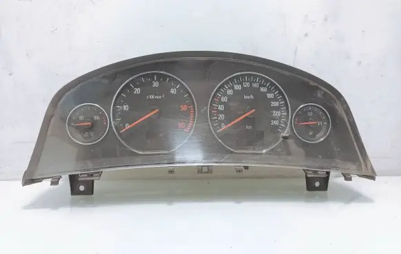 Opel Signum Speedometer (instrument cluster) 13144745WD 13144745