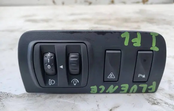 Renault Fluence Multifunctional control switch/knob 251637324R