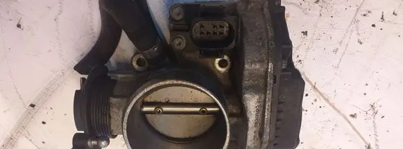 Audi A4 S4 B5 8D Throttle valve 058133063H