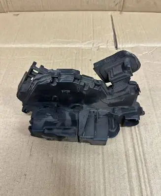 Skoda Octavia Mk3 (5E) Front door lock 5TB837015A