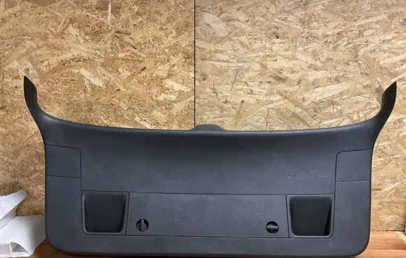 Volkswagen PASSAT B6 Tailgate trim 3C9867605D 3C9867605E