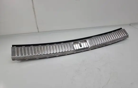 Volkswagen Touareg II Trunk/boot sill cover protection 7P0863459E