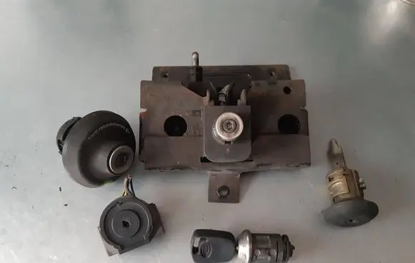 Ford Transit Fuel tank filler cap 