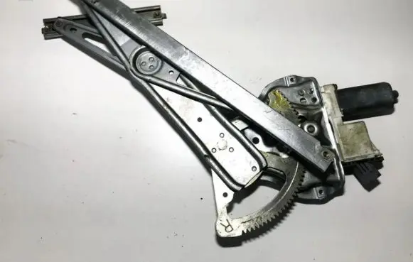 Toyota Avensis T250 Sliding door window regulator with motor