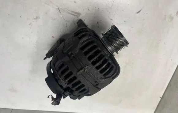 Mitsubishi Outlander Generator/alternator 0F6903023F