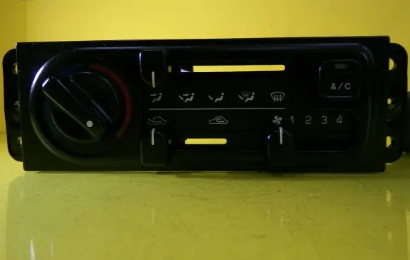 KIA Sportage Climate control unit K011-61-190E