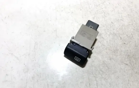 KIA Rio Windscreen/window heater switch