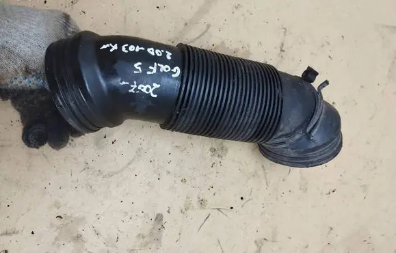 Volkswagen Golf V Air intake hose/pipe 1K0129684L A45149