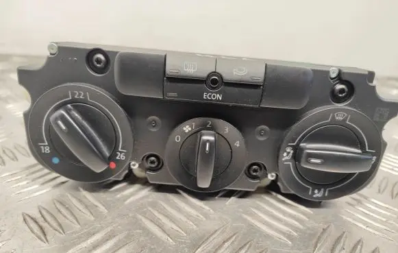 Volkswagen Golf Plus Climate control unit 1CF747309