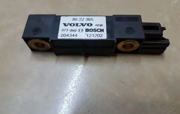 Volvo V70 Airbag deployment crash/impact sensor 8622365