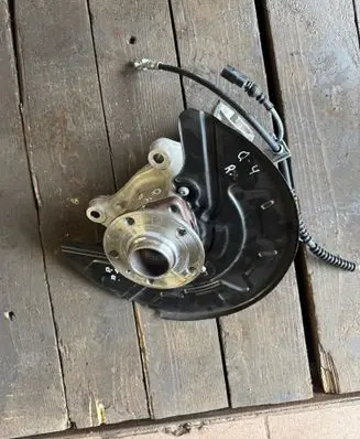 Audi Q4 Sportback e-tron Front wheel hub 1EA407258M