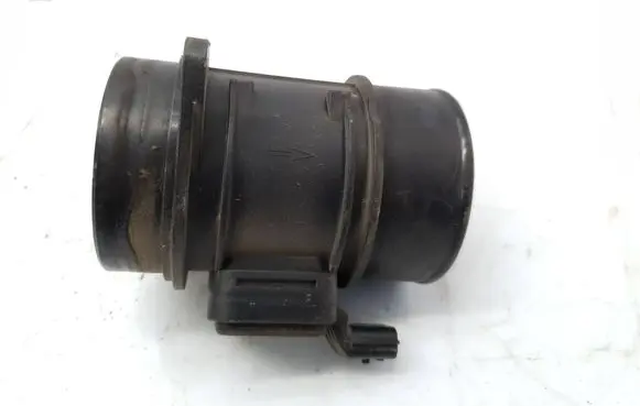 Renault Clio IV Mass air flow meter 5WK97021 8200702517 8200682558